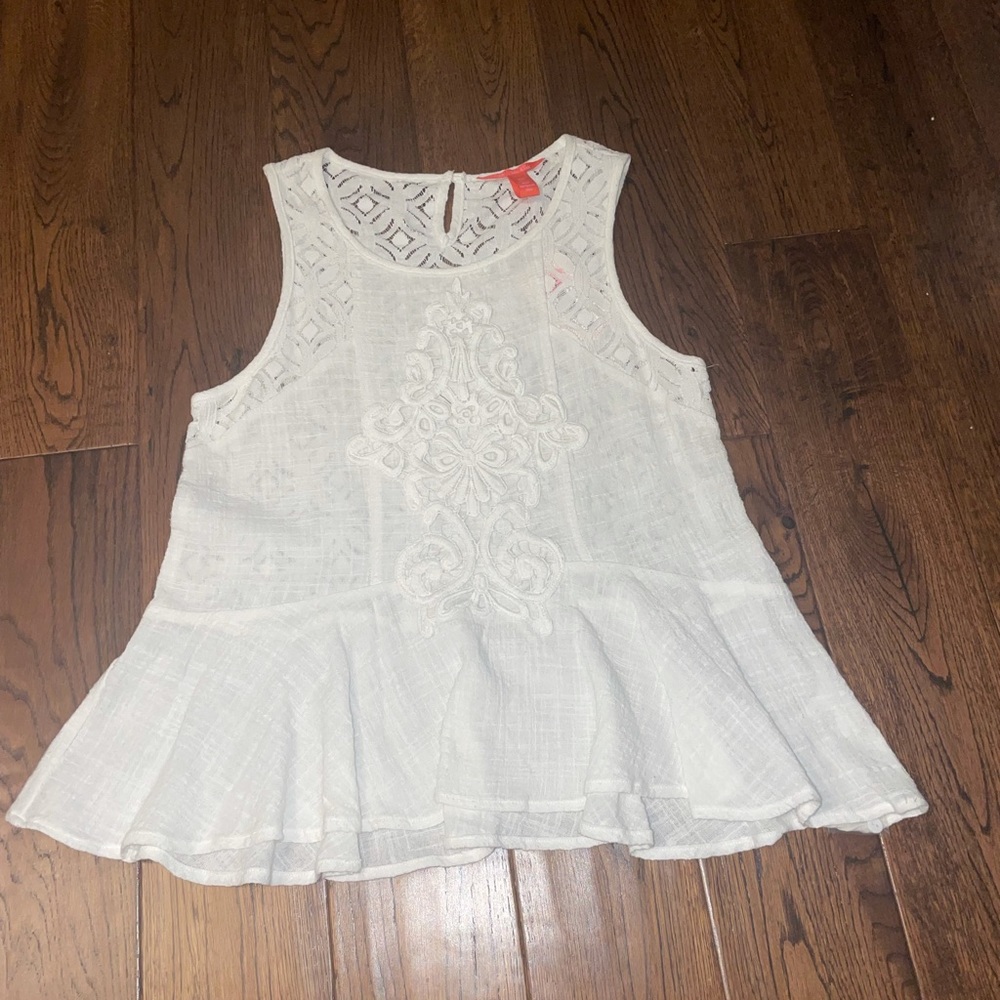 Juniors Dillards White blouse NEW with tags
